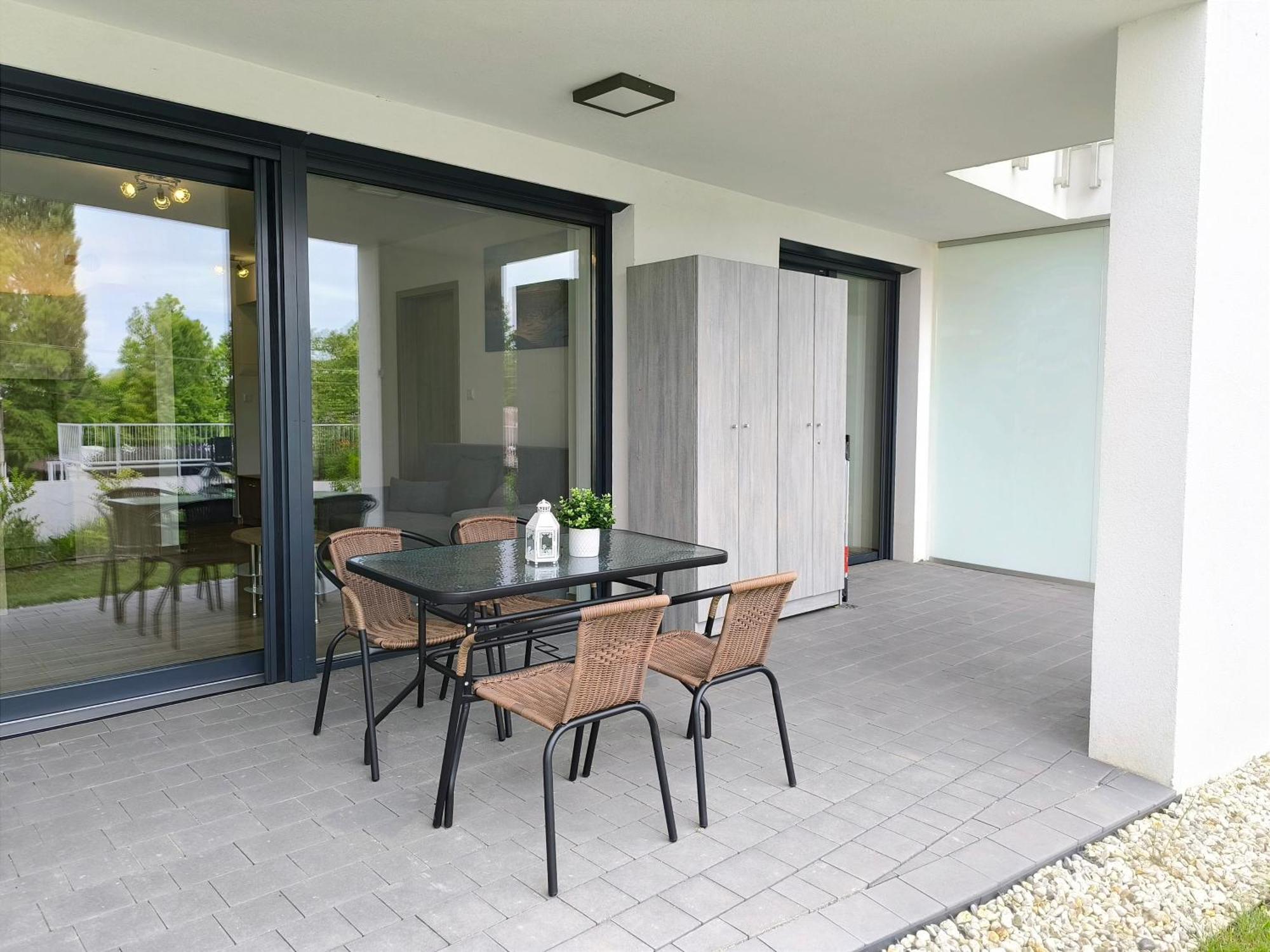 Helikon Terrace Susanne Apartment Keszthely Εξωτερικό φωτογραφία