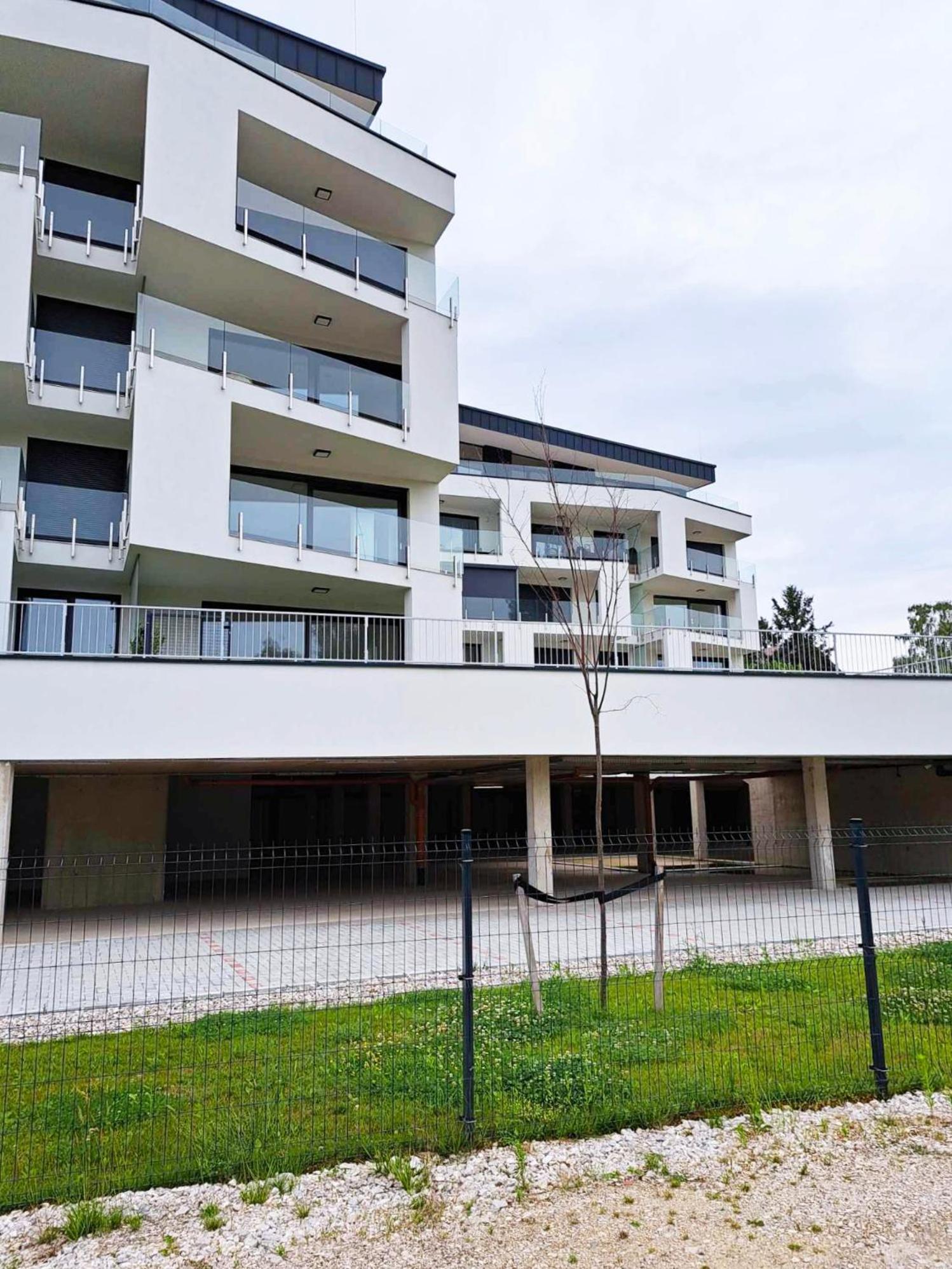 Helikon Terrace Susanne Apartment Keszthely Εξωτερικό φωτογραφία